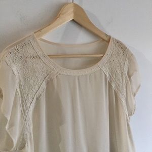 Sheer Lace M/L Drop Shoulder Top